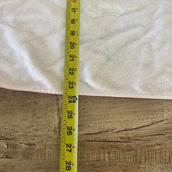 Vintage Disney MINNIE MOUSE pink Cotton Beach Towel J D Franco 44” x 23” VGUC - Picture 6 of 6